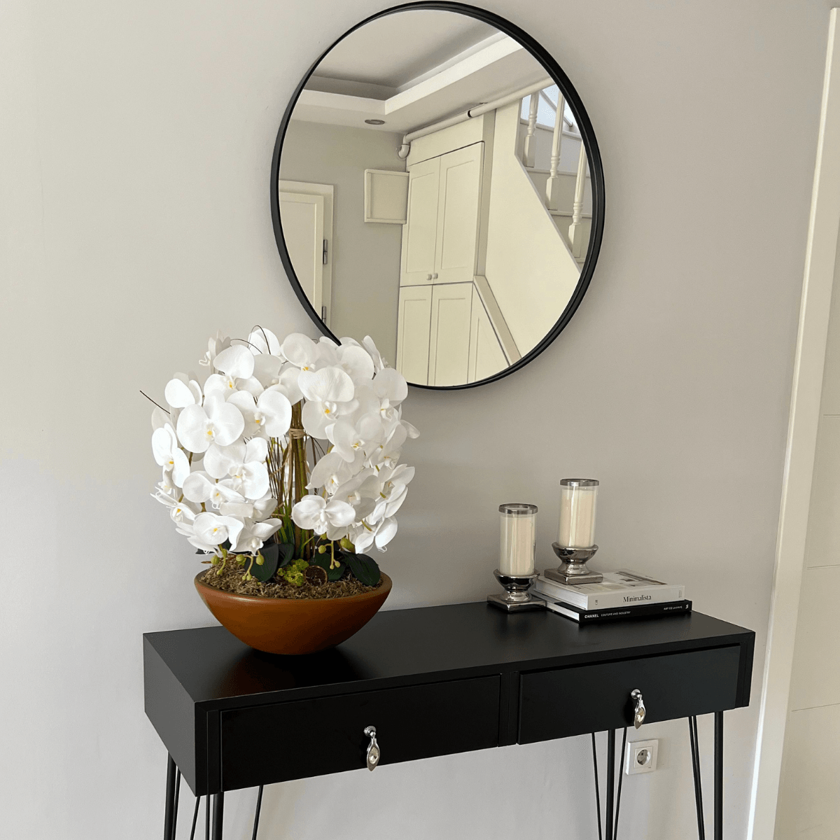 Yapay Beyaz Renk 6 Dal Islak Orkide Aranjmanı